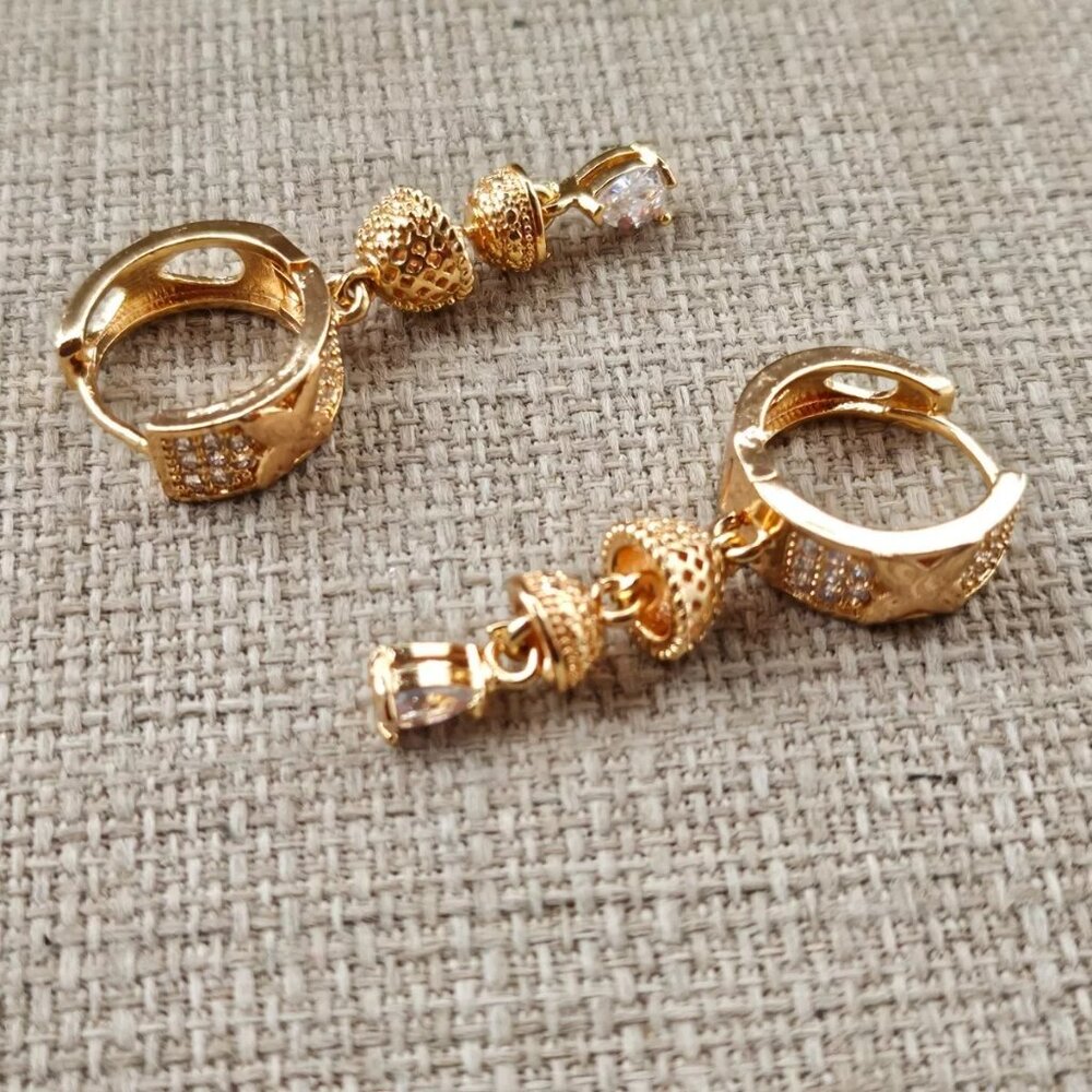 Earrings Fashion Ear Jewelry Drop Down Rose Gold Tone Jhumki style Earrings - Picture 3 of 10